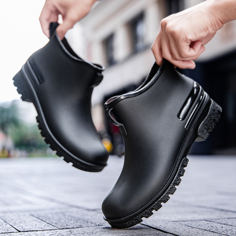 Paar-Kurzstiefel aus Rutschfes – Pipe Bending Spring Bewertung und Preis